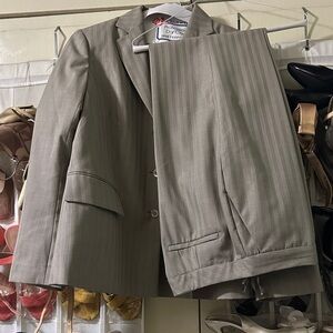 Calvin Klein Women’s Tan Pant Suit